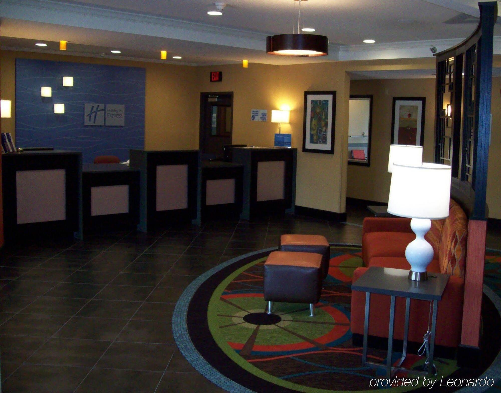 Holiday Inn Express Hotel & Suites North Kansas City By Ihg Exterior foto